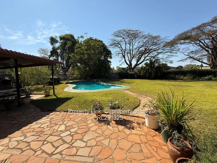 Spacious Family Home With Cottage, Pool & Borehole
