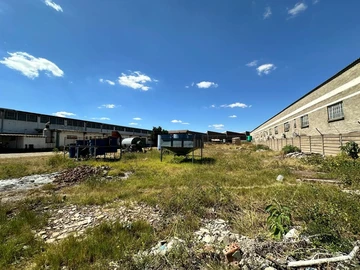 Commercial & Industrial Land