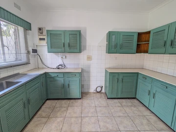 2 Bedroom Garden Flat