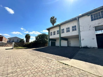 Commercial & Industrial Land