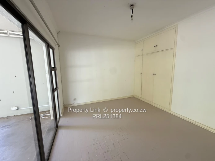 PRIME 4677m²  RIDGEWAY SOUTH LOCATION