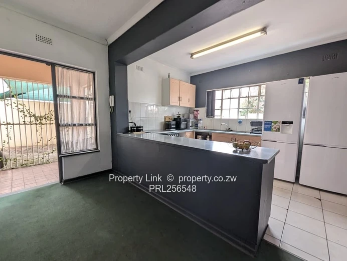 Conveniently Located Avondale Cluster Home