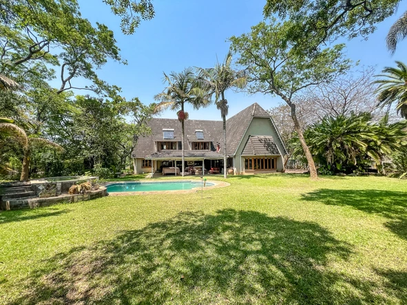 6 Bedroom House