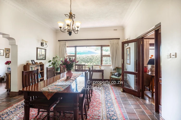 Absolutely Stunning Home Plus Cottage & Borehole (Sole Mandate)